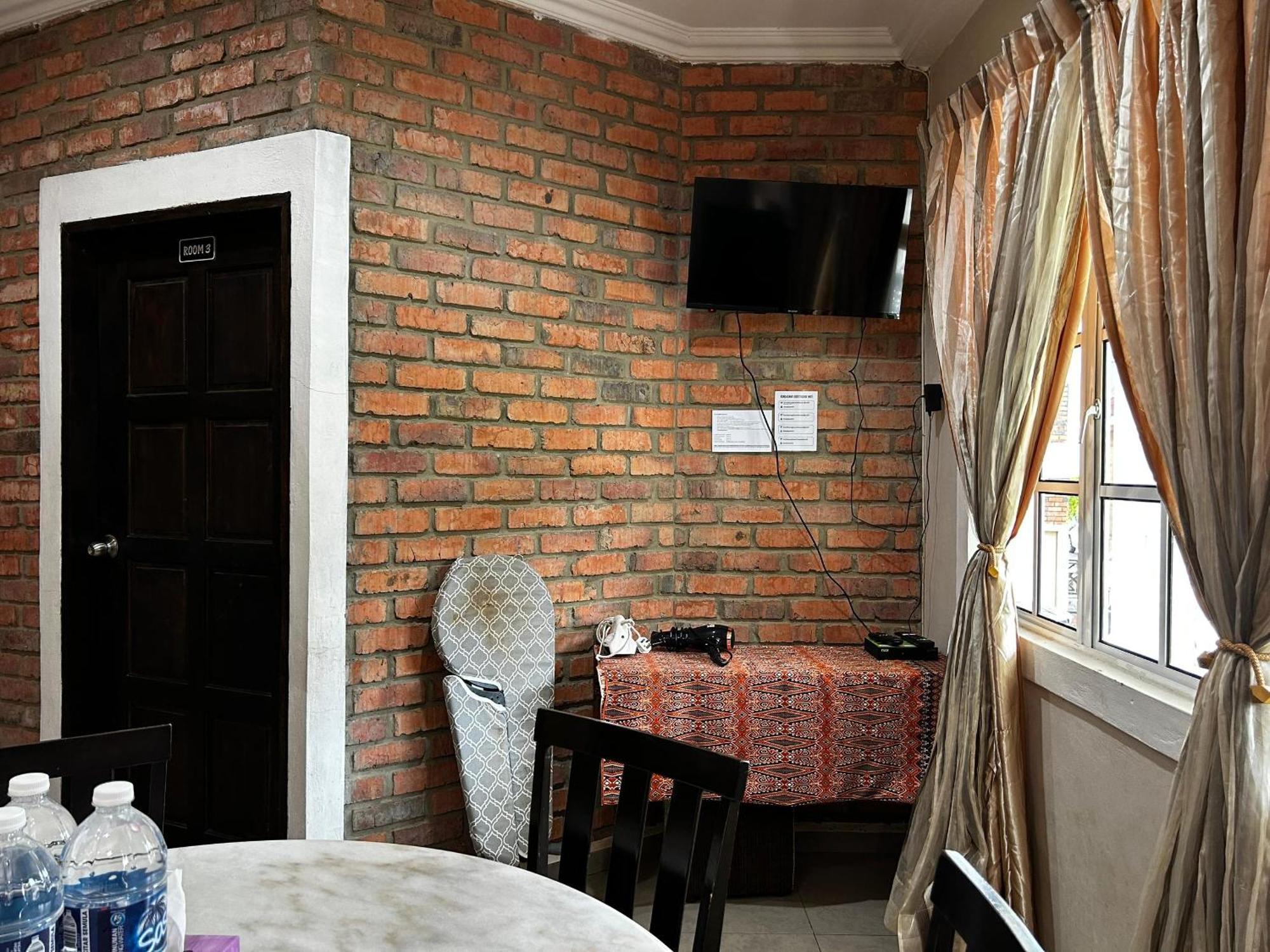 Kundasang Guesthouse Kültér fotó